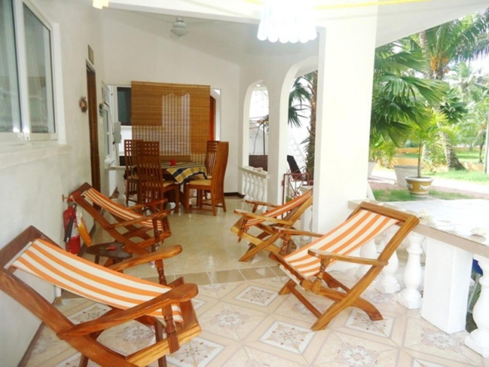 Anse Possession Chalet
